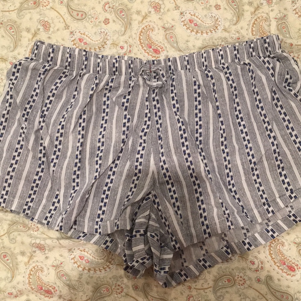 Aerie loose shorts